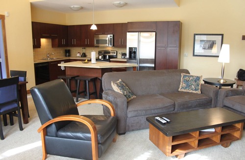 Copper Mountain Village Condo | The Cirque, 3-bedroom, 3-bathroom luxury penthouse w/loft bed facing mountains!
