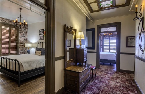Jerome Hotel | The Clinkscale