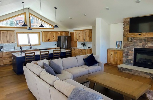 Mount Crested Butte House | The Crested Butte View House -Incredible Views!