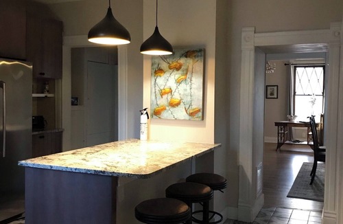 Huning Highland Historic District Apartment | The Dutch Colonial