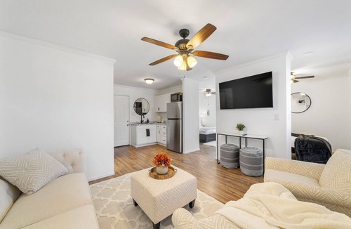 Wildomar House | The Farm Cottage - Temecula Valley