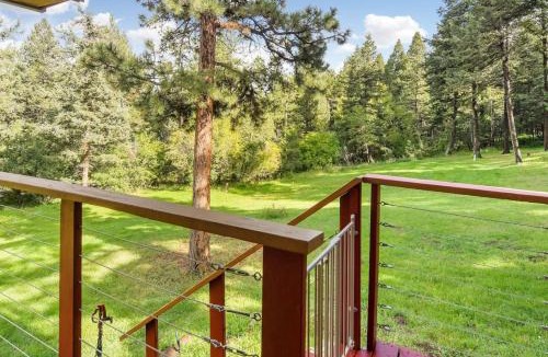 Morrison House | The Four Pines Near to Red Rocks And Morrison