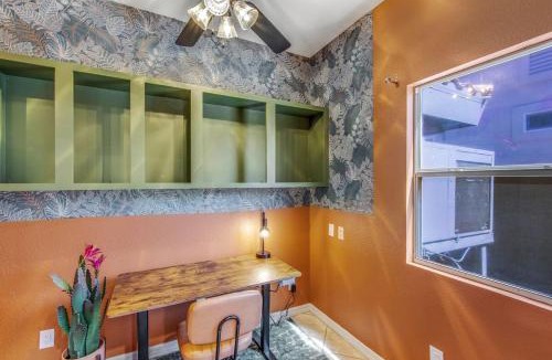 Almont House | The Golden Hour Getaway Pool LakeViews Games