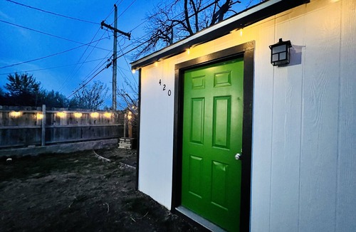 Thornton House | The Green House-10-15min drive to Downtown Denver