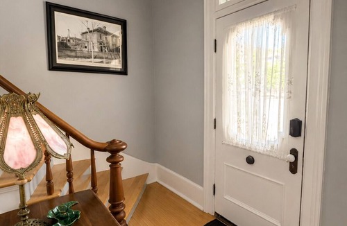 Canon City House | The Greenwood Loft -Historic Charm, Modern Comfort