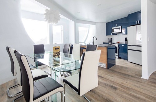 Intermountain Condo | THE ICONIC Vail Ski Dome with Amazing Views, New remodel. Free Parking at Vail