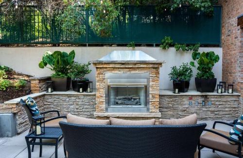 Englewood Resort | The Inverness Denver, a Hilton Golf & Spa Resort