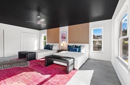 Coral Ridge Isles House | The Jungle Summary: T