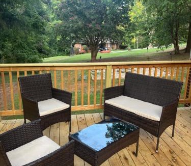 Seneca House | The Landing Spot