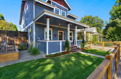 Old Town West House | The Magnolia House in Old Town - Private Hot Tub