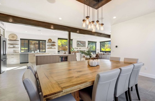 Broadmoor House | The Mesa House! Luxe Mountain Home by Broadmoor
