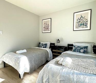 East Whittier House | The Mills Retreat in Whittier Near Disney