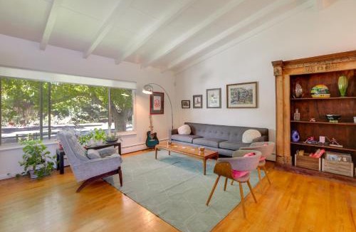 Applewood Villages House | 'The Modern Ridge House' w/Yard in Wheat Ridge