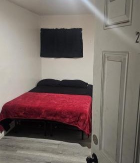 El Monte Hostel | The Mount Vibe