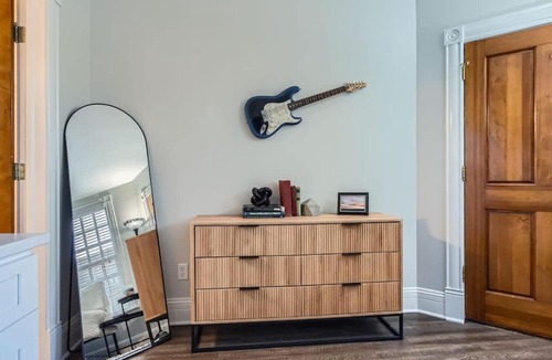 Five Points Hotel | The Outlaw's Hideout - Curtis Park Club - RiNo