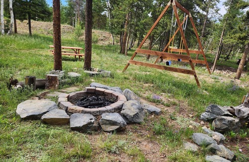 Black Hawk House | The Outlook-Golden Gate Canyon, Black Hawk 3BR/2BA mountain home sleeps 6 guests