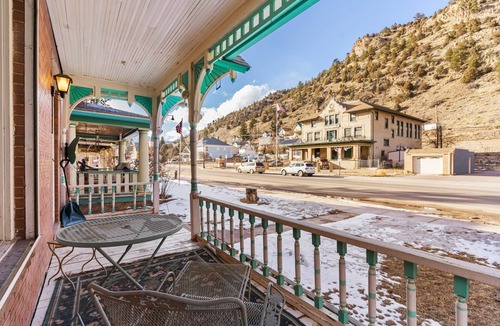 Idaho Springs Apartment | The Owl’s Nest! Walk to Main Street's Breweries, Shops, Tours, and More!