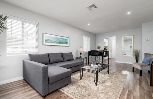 Middle River Terrace Apartment | The Palms at Middle River Terrace 1