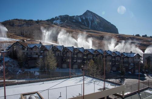 Mount Crested Butte Resort | The Plaza Condominiums, A Vail Resorts Property