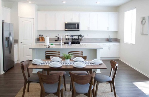 Moreno Valley House | The Retreat on Gossamer Ct