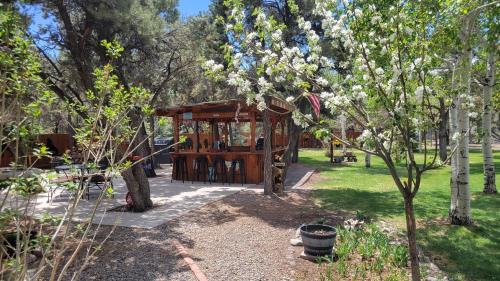 South Fork House | The Shady Grove Retreat
