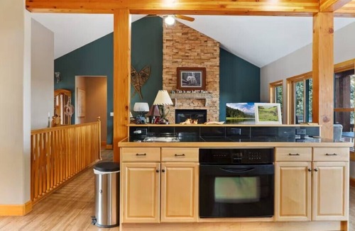 Quandary Village House | The Summit at 11 15 Min to Breck Private Hot Tub Views Sauna Game Room