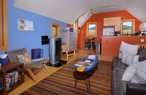 Mount Crested Butte House | The Surf Shack, On shuttle route, EV charger