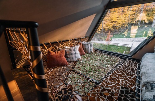 New Philadelphia Cabin | The UtopiA @ Paradise Lake