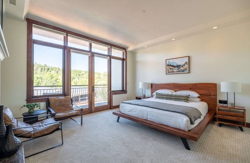 Downtown Steamboat Springs Condo | The Victoria Downtown | Prime Downtown Location | Pet Friendly