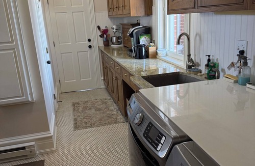 Oley House | The Victorian View–Oley, PA. Relax, Unwind, & Enjoy the Countryside with pool!