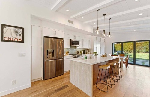West Mesa House | The Vinyl Palm | The Chosen Collection