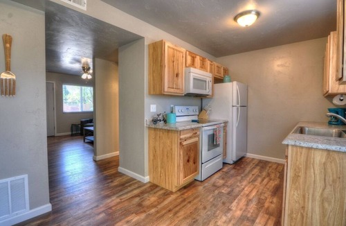 Grand Junction House | The Whole Enchilada w/4 townhomes, Hot Tub