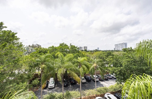Aventura Condo | The Yacht Club Aventura - 2BR/2BA Golf View