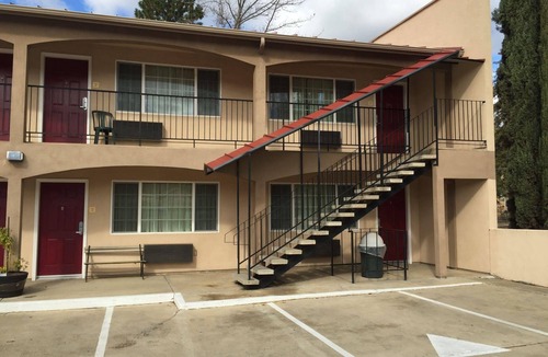 Mariposa Hotel | The Yosemite Inn