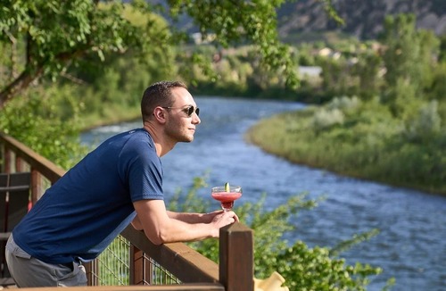 Glenwood Springs House | Themed MovieRm, Hot Tub,2Fireplaces, InFloorHeating, EZ Drive Aspen &hot springs