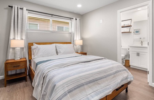 Port Hueneme Apartment | This apartment is a 1 bedroom(s), 1 bathrooms, located in Port Hueneme, CA.
