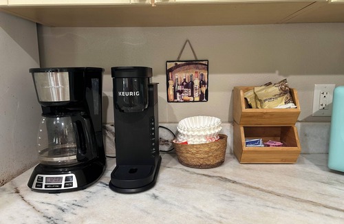 Steinhatchee Cottage | Thomas' Store- Remodeled in Oct 2021, pet friendly