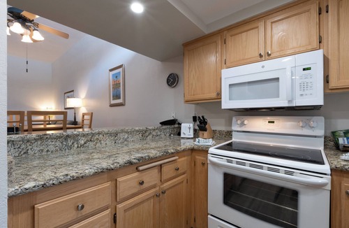 Baristo Hotel | Three-Suite Desert Getaway! Kitchen, Pools & Tennis Court! Free Parking!