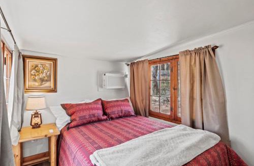 Colorado Springs House | Timber Lodge #4