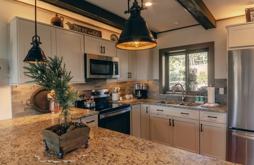 Florissant Cabin | Timber Ridge - Memories are made here!