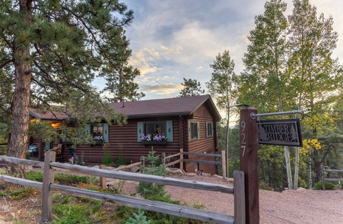 Florissant Cabin | Timber Ridge - Memories are made here!