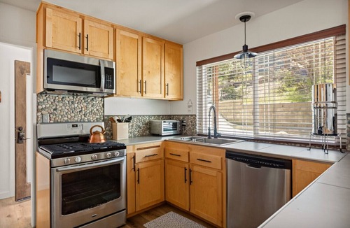 Lake Arrowhead House | Timberlake Chalet | MAJOR INTERNATIONAL SPORTING EVENT Ready!