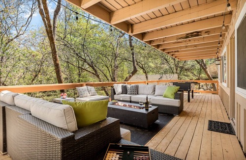 Lake Arrowhead House | Timberlake Chalet | MAJOR INTERNATIONAL SPORTING EVENT Ready!