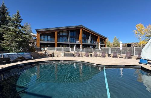 Snowmass Village House | Timberline Condominiums Studio Deluxe Unit 218
