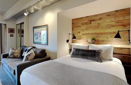 Snowmass Village House | Timberline Condominiums Studio Deluxe Unit 214