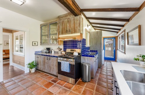 Santa Barbara House | Timeless Craftsman Ortega Ridge | The Chosen Collection
