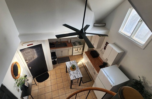 Tremont Apartment | Timeless Tremont- Enjoy 20% off 5+ nights