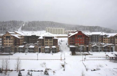 Winter Park Condo | Top Floor with Beautiful Views! Great location! New Luxurious Sleeper Sofa!