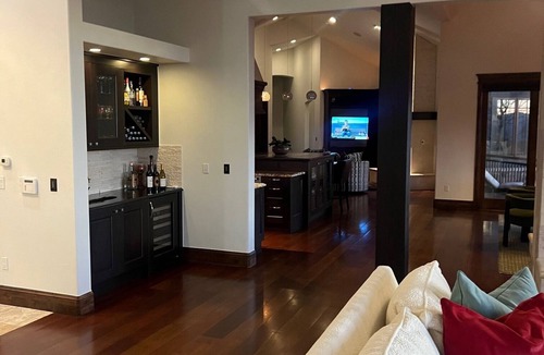 Edwards House | Top of the World Living- a 10,000 SF Mountain Modern Estate on Fazio Golf Course