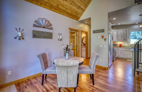 Pagosa Highlands House | Touch of Green: Pet-Friendly, Hot Tub, Garage, Games, Weber Charcoal Grill and Views of Hatcher Lake